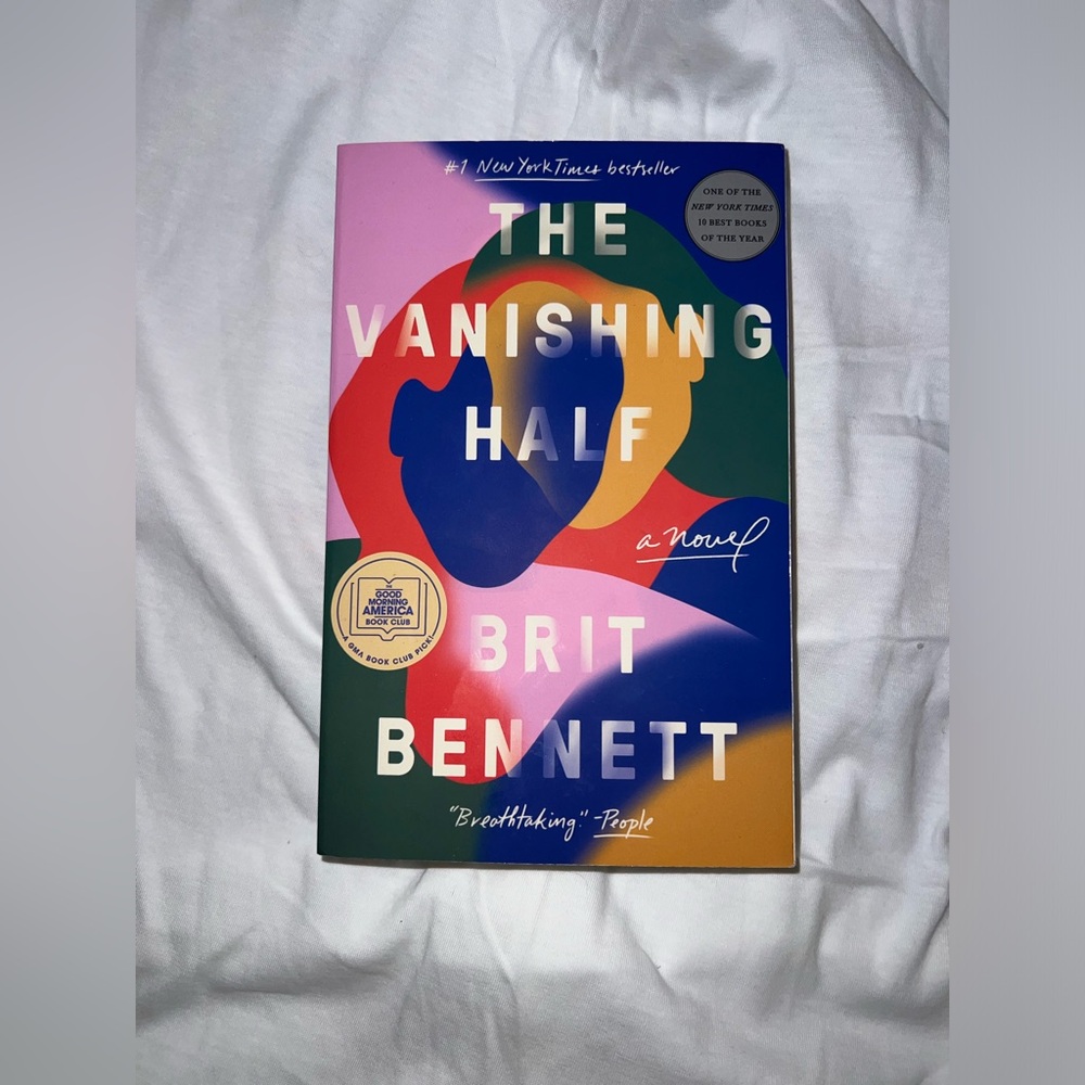 "The Vanishing Half" book by Brit Bennett - New Condition!!